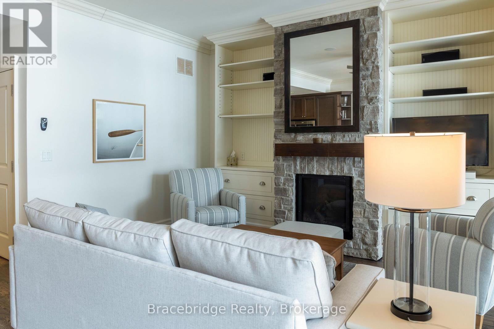 A201-A2 - 1869 Muskoka Rd 118 Highway W, Muskoka Lakes, Ontario  P1L 1W8 - Photo 5 - X12987208