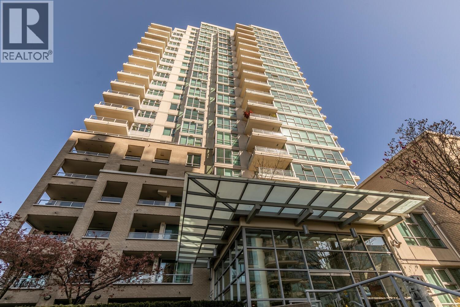 406 125 MILROSS AVENUE, Vancouver, British Columbia