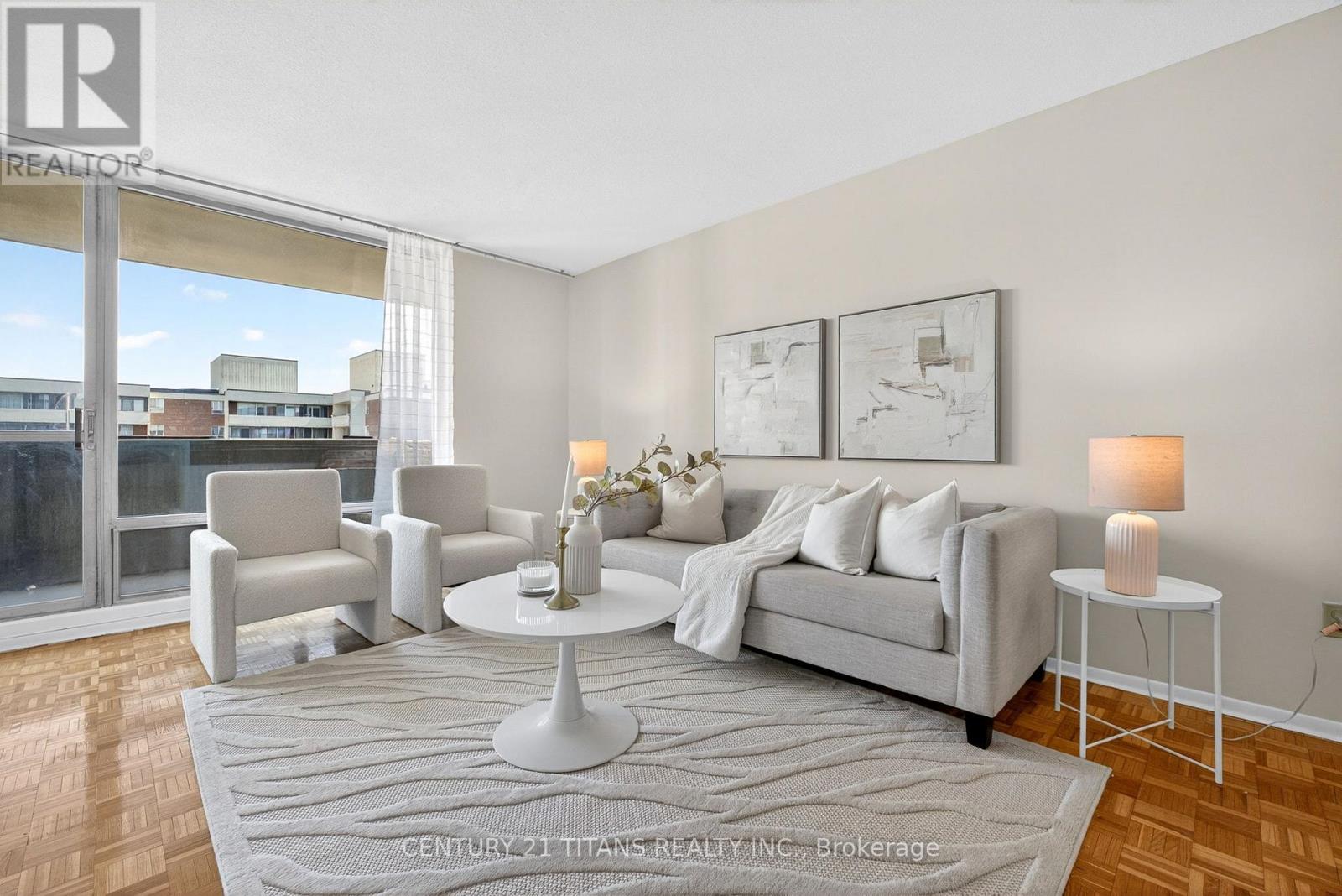 2903 - 1 MASSEY SQUARE, Toronto, Ontario