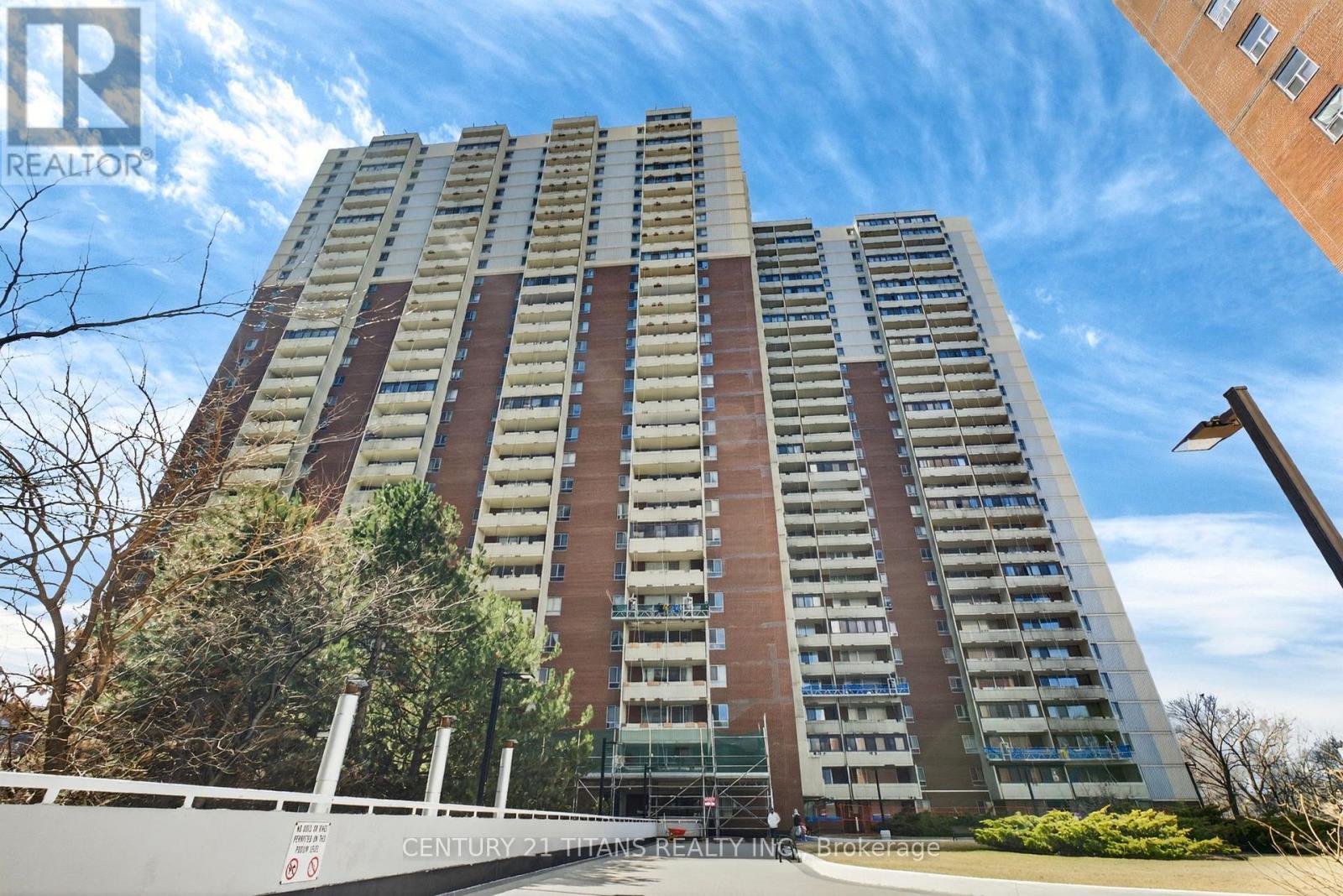 2903 - 1 Massey Square, Toronto, Ontario  M4C 5L4 - Photo 2 - E12987222
