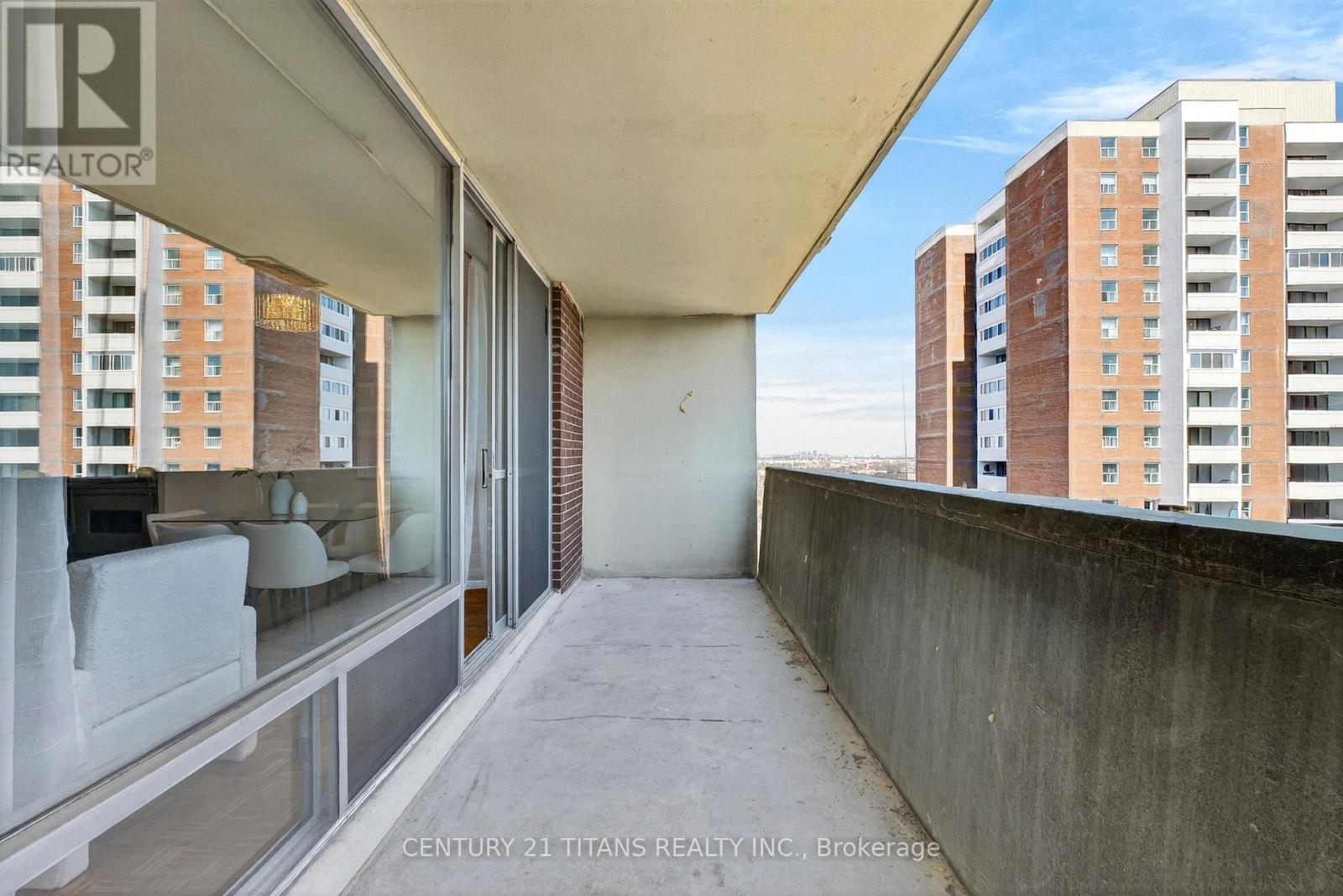 2903 - 1 Massey Square, Toronto, Ontario  M4C 5L4 - Photo 21 - E12987222