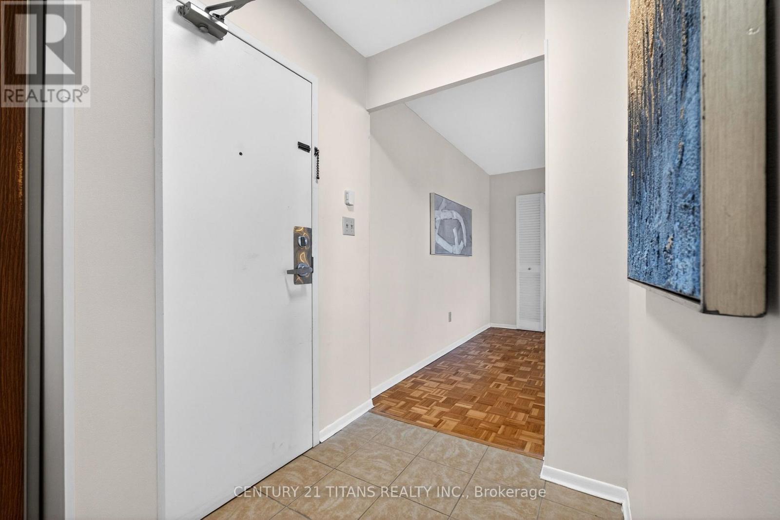 2903 - 1 Massey Square, Toronto, Ontario  M4C 5L4 - Photo 24 - E12987222