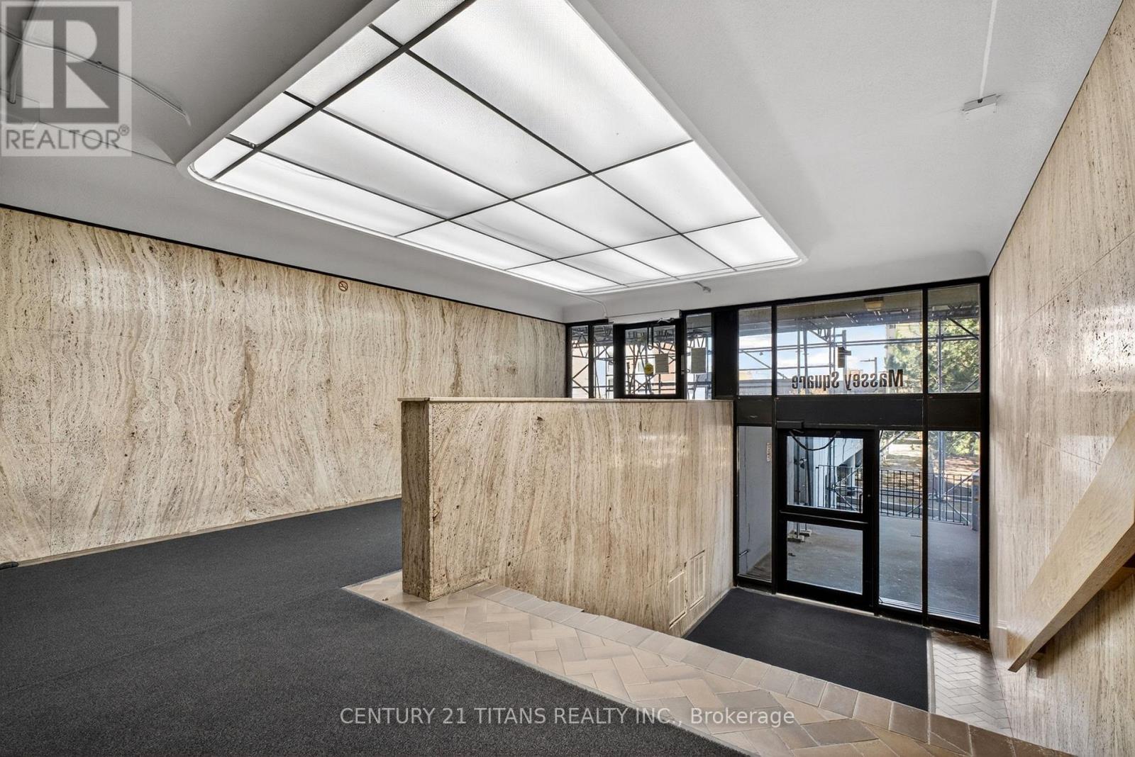 2903 - 1 Massey Square, Toronto, Ontario  M4C 5L4 - Photo 3 - E12987222