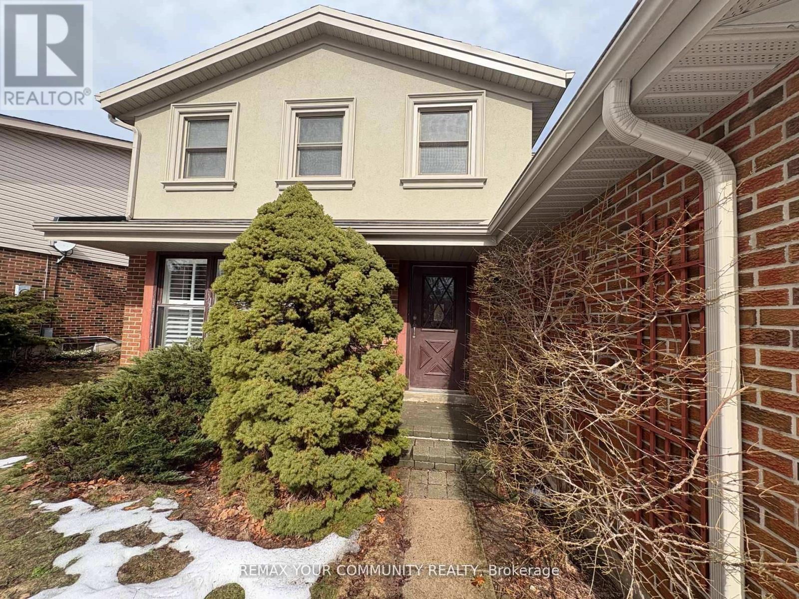 179 Digby Road, Oakville, Ontario  L6J 6A8 - Photo 2 - W12986840