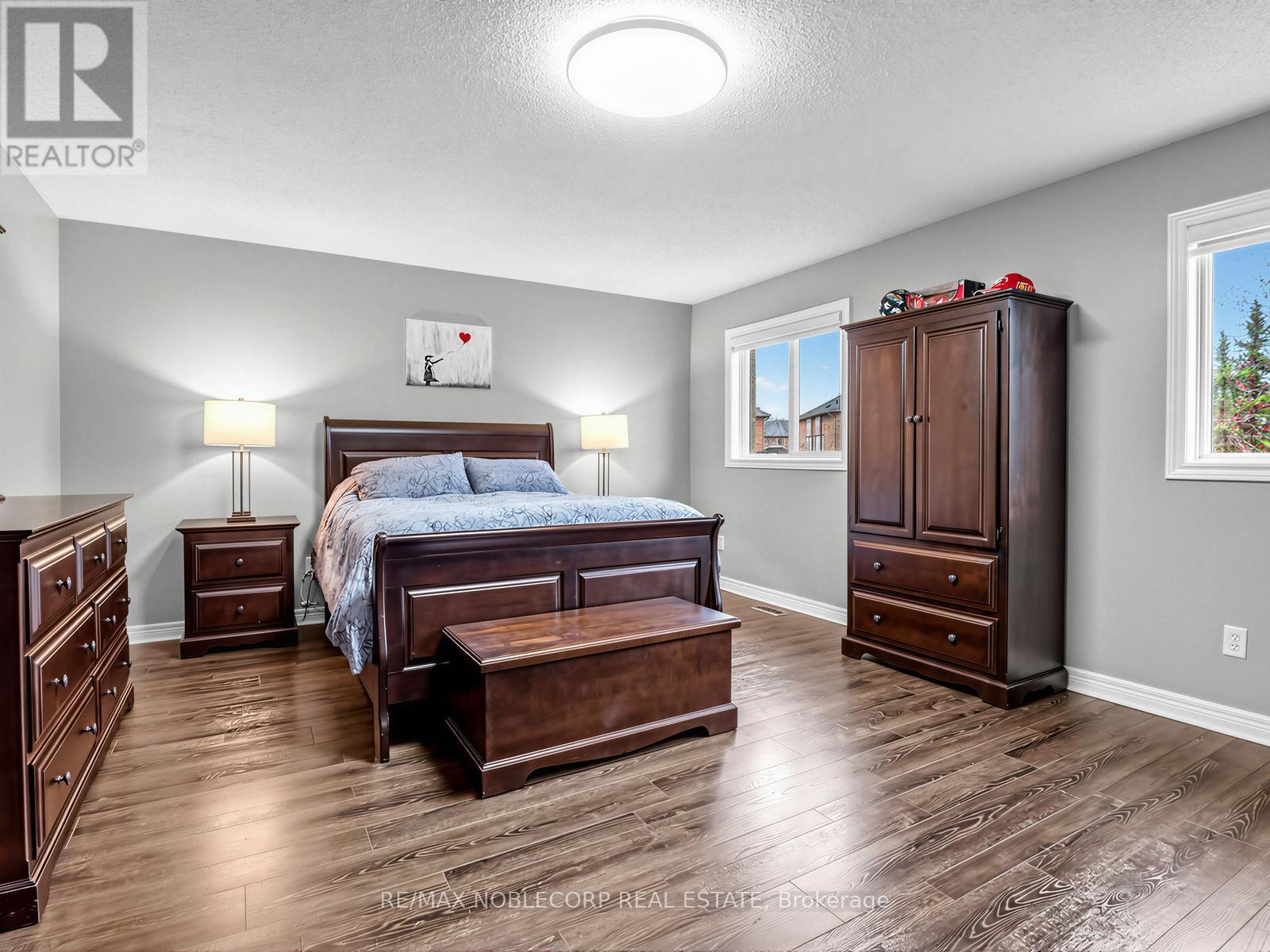 479 Greig Circle, Newmarket, Ontario  L3Y 8S7 - Photo 19 - N12987210