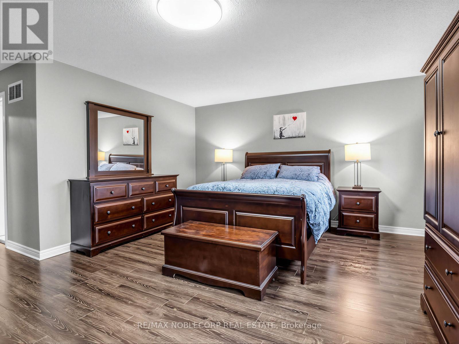 479 Greig Circle, Newmarket, Ontario  L3Y 8S7 - Photo 20 - N12987210