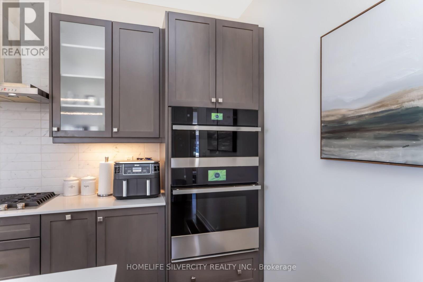 31 Canard Drive, Vaughan, Ontario  L4H 5C4 - Photo 14 - N12987228