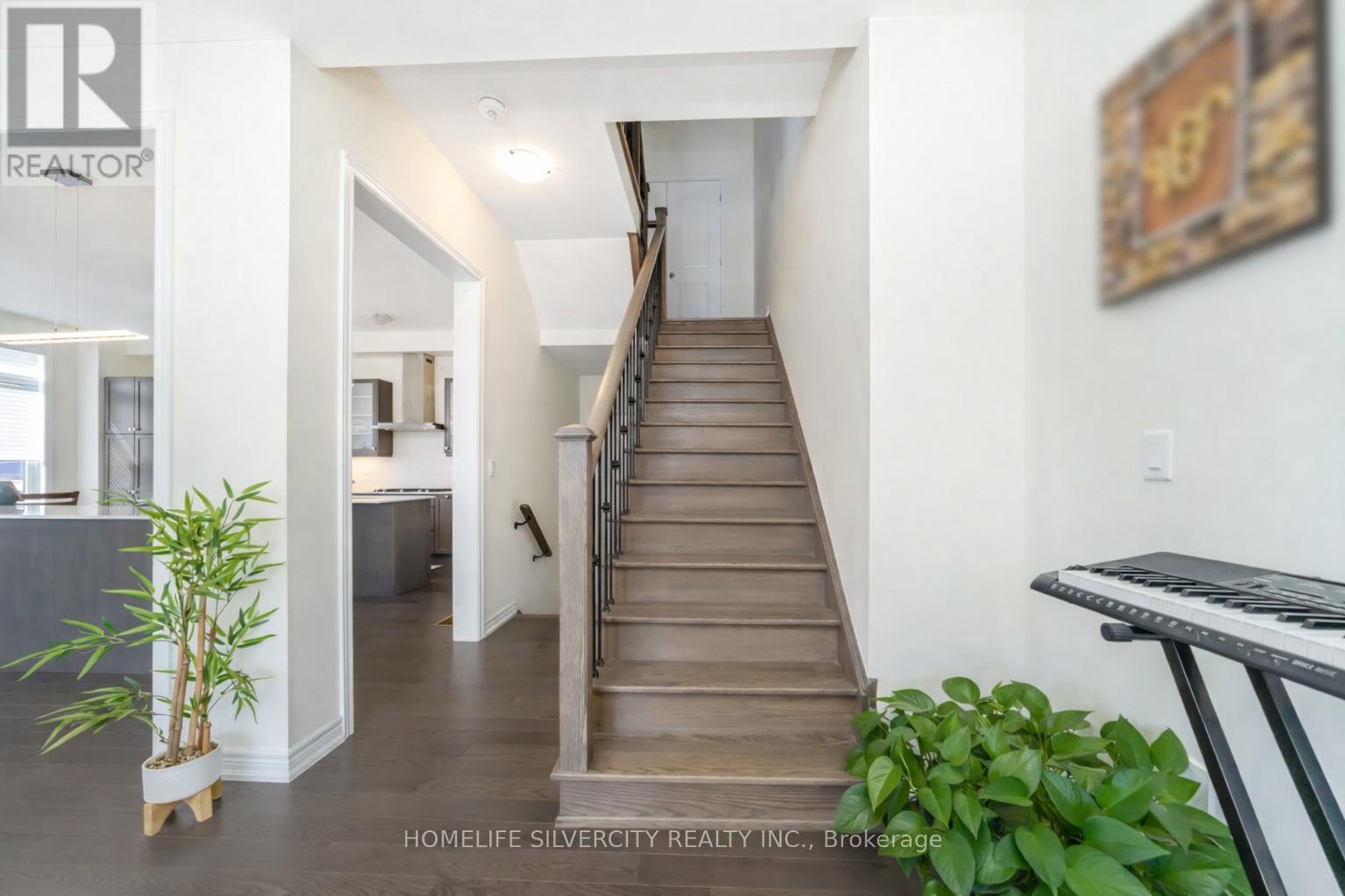 31 Canard Drive, Vaughan, Ontario  L4H 5C4 - Photo 22 - N12987228