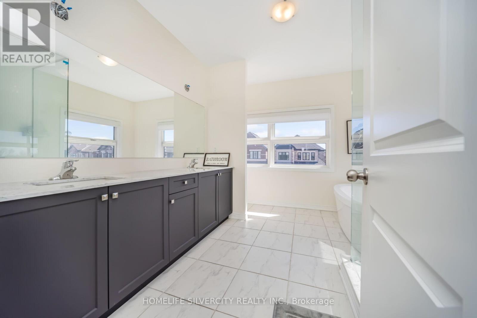 31 Canard Drive, Vaughan, Ontario  L4H 5C4 - Photo 26 - N12987228