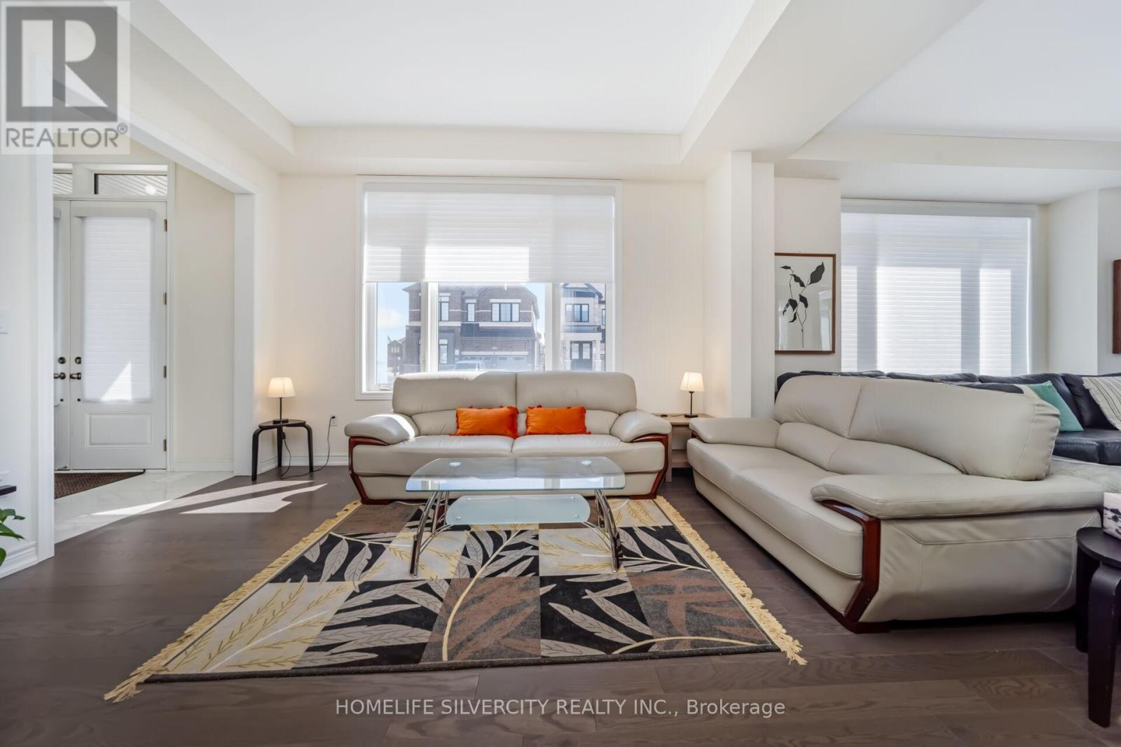 31 Canard Drive, Vaughan, Ontario  L4H 5C4 - Photo 9 - N12987228