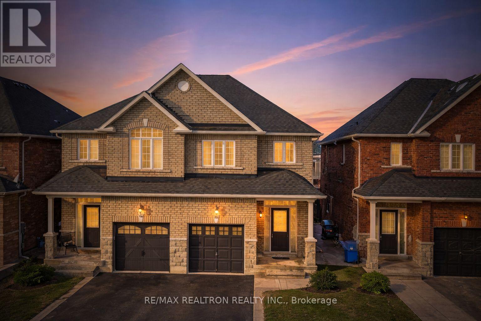 86 Donald Stewart Crescent, East Gwillimbury, Ontario  L0G 1M0 - Photo 1 - N12987244