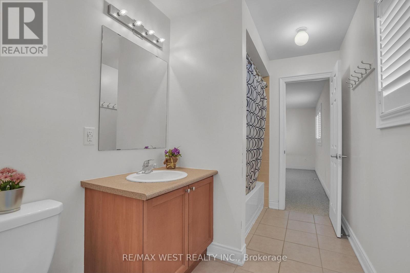 146 Sandringham Drive, Barrie (Innis-Shore), Ontario  L4M 0C9 - Photo 12 - S12987254