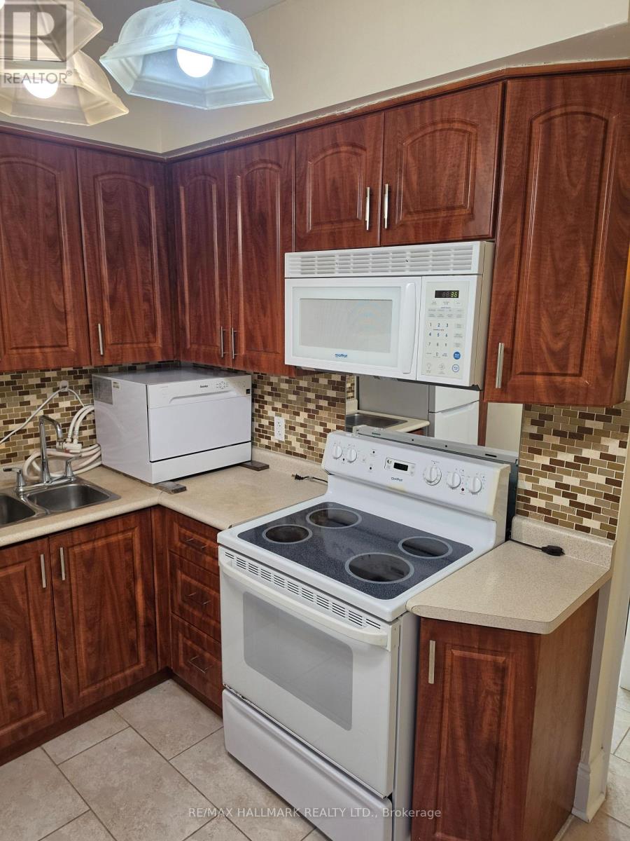 Main Floor - 797 Ossington Avenue, Toronto, Ontario M6G 3T8 - Photo 19 - W12987240