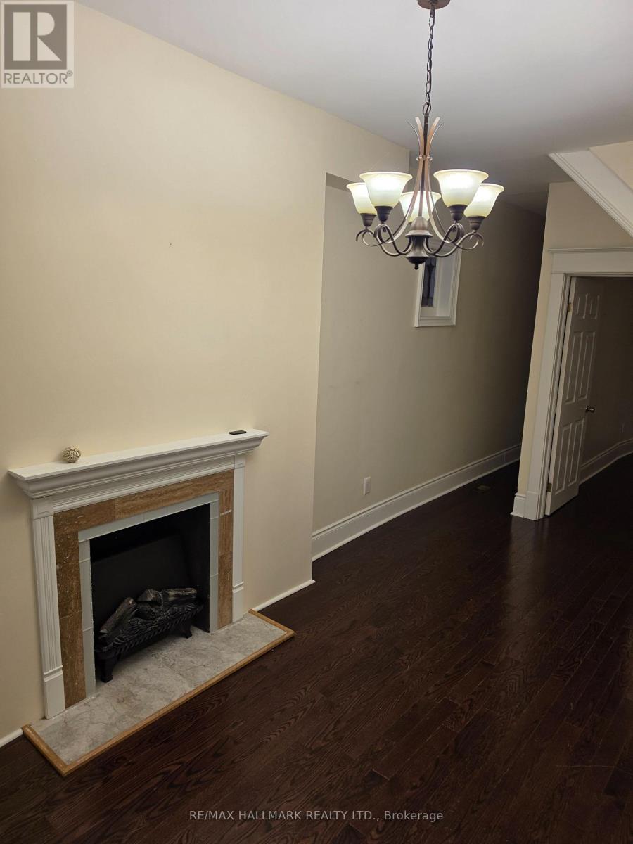 Main Floor - 797 Ossington Avenue, Toronto, Ontario M6G 3T8 - Photo 6 - W12987240