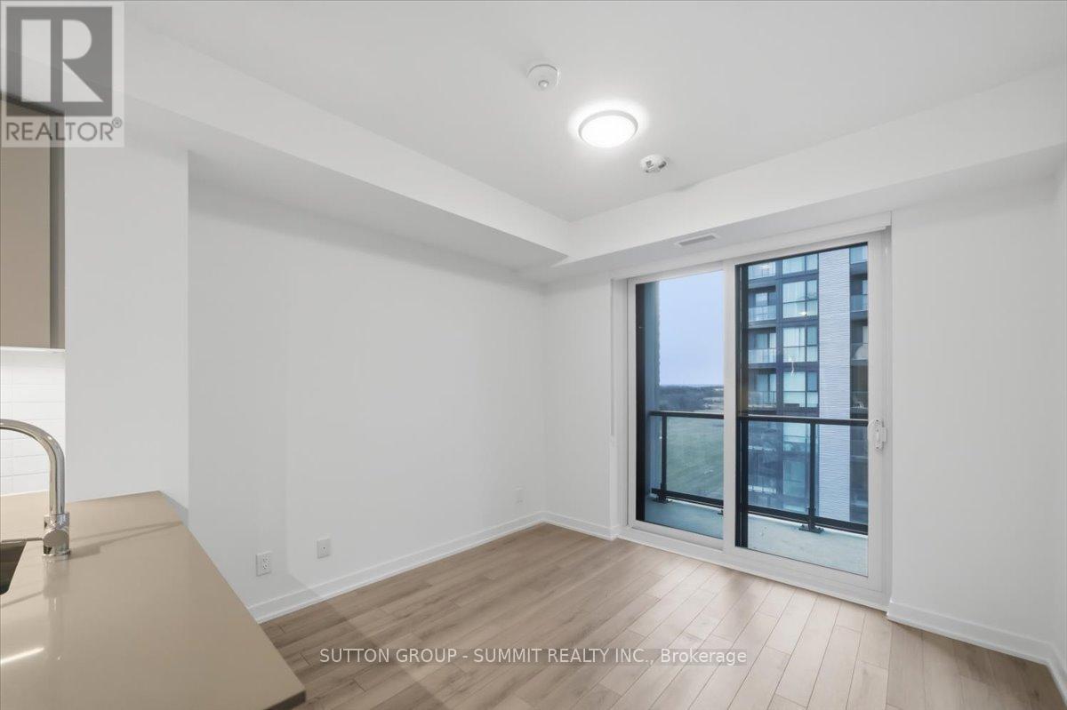 1511 - 3071 Trafalgar Road N, Oakville, Ontario  L6H 8C6 - Photo 8 - W12987256