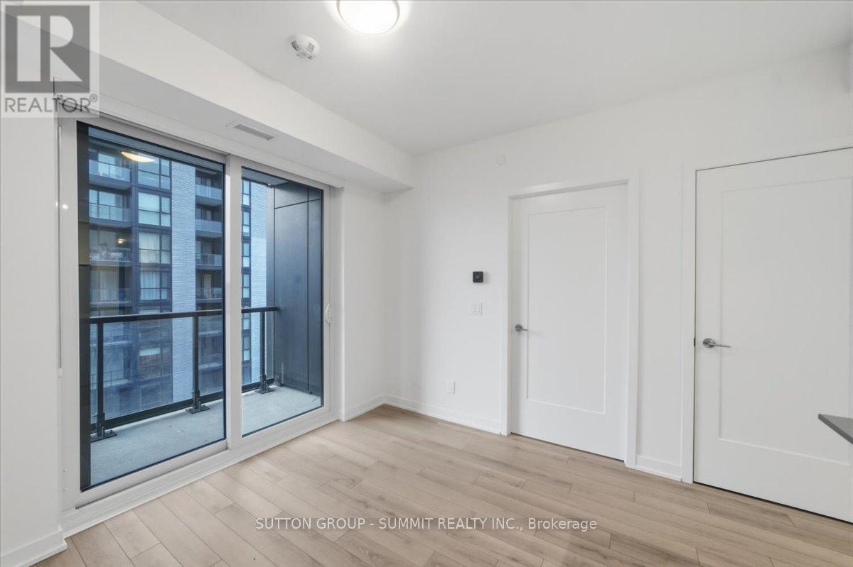 1511 - 3071 Trafalgar Road N, Oakville, Ontario  L6H 8C6 - Photo 9 - W12987256