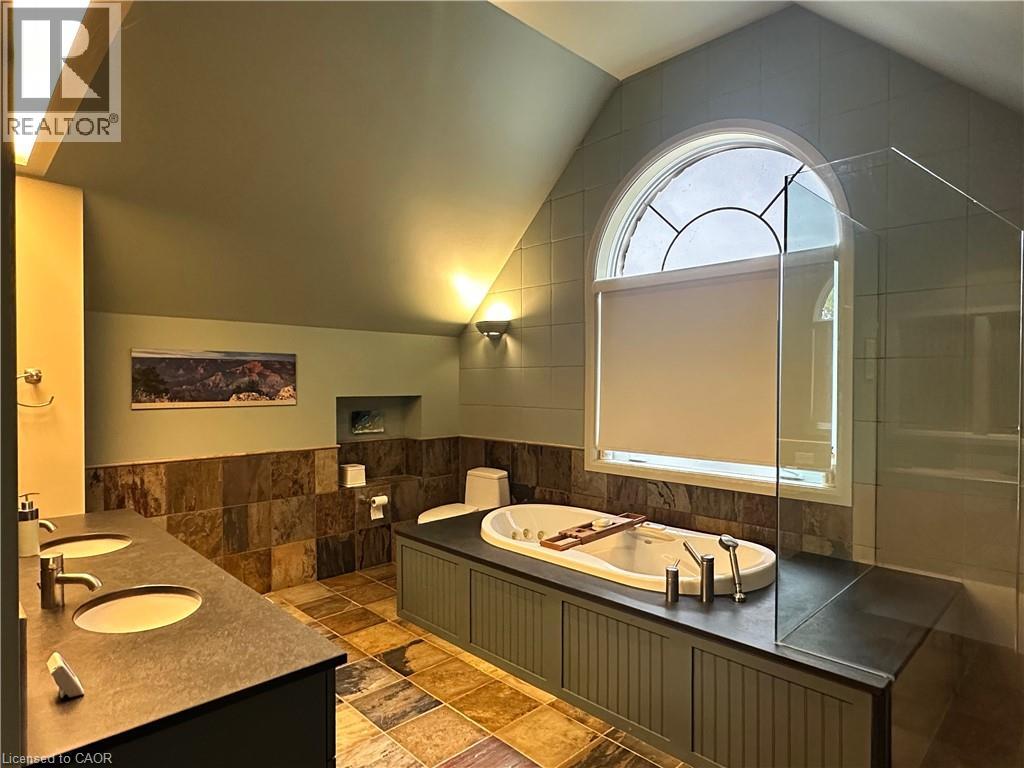 739 Sandy Bay Road, Dunnville, Ontario  N1A 2W6 - Photo 31 - 40784599