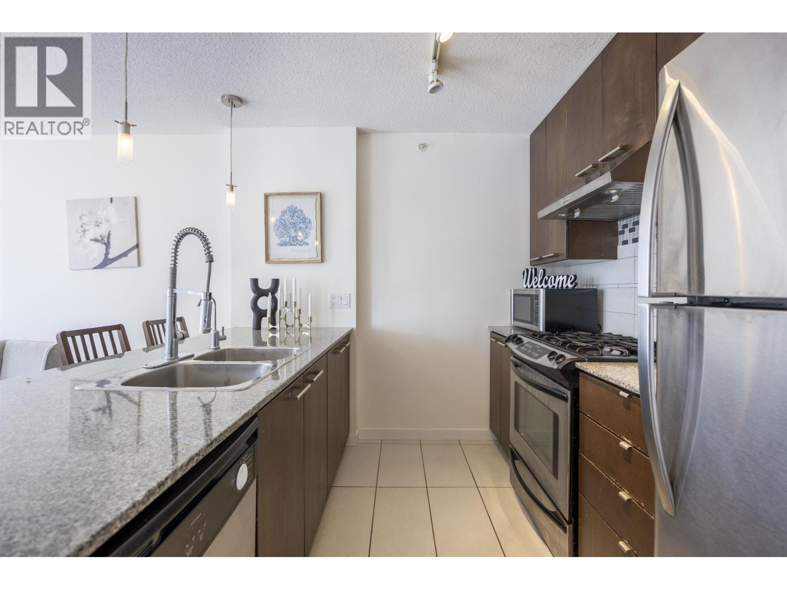 811 5811 No. 3 Road, Richmond, British Columbia  V6X 2C9 - Photo 12 - R3107173