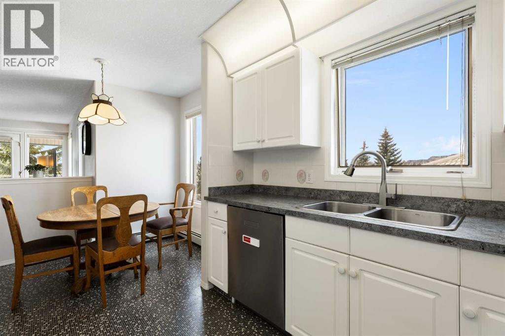 314, 7239 Sierra Morena Boulevard Sw, Calgary, Alberta  T3H 3L7 - Photo 18 - A2299016