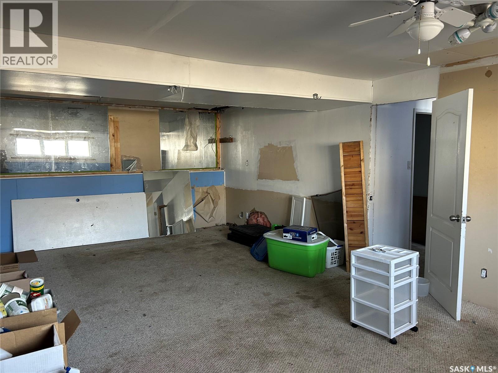 825 7th Avenue Nw, Moose Jaw, Saskatchewan  S6H 4C1 - Photo 8 - SK032682