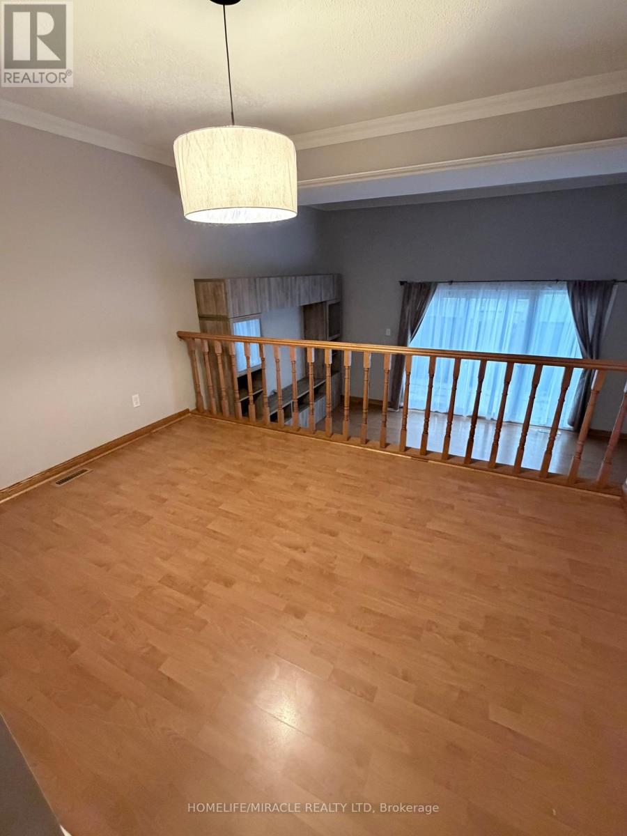 58 - 400 Bloor Street, Mississauga, Ontario  L5A 3M8 - Photo 6 - W12975426