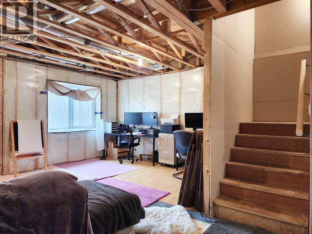 237 Crocus Terrace W, Lethbridge, Alberta  T1J 5L7 - Photo 27 - A2293293