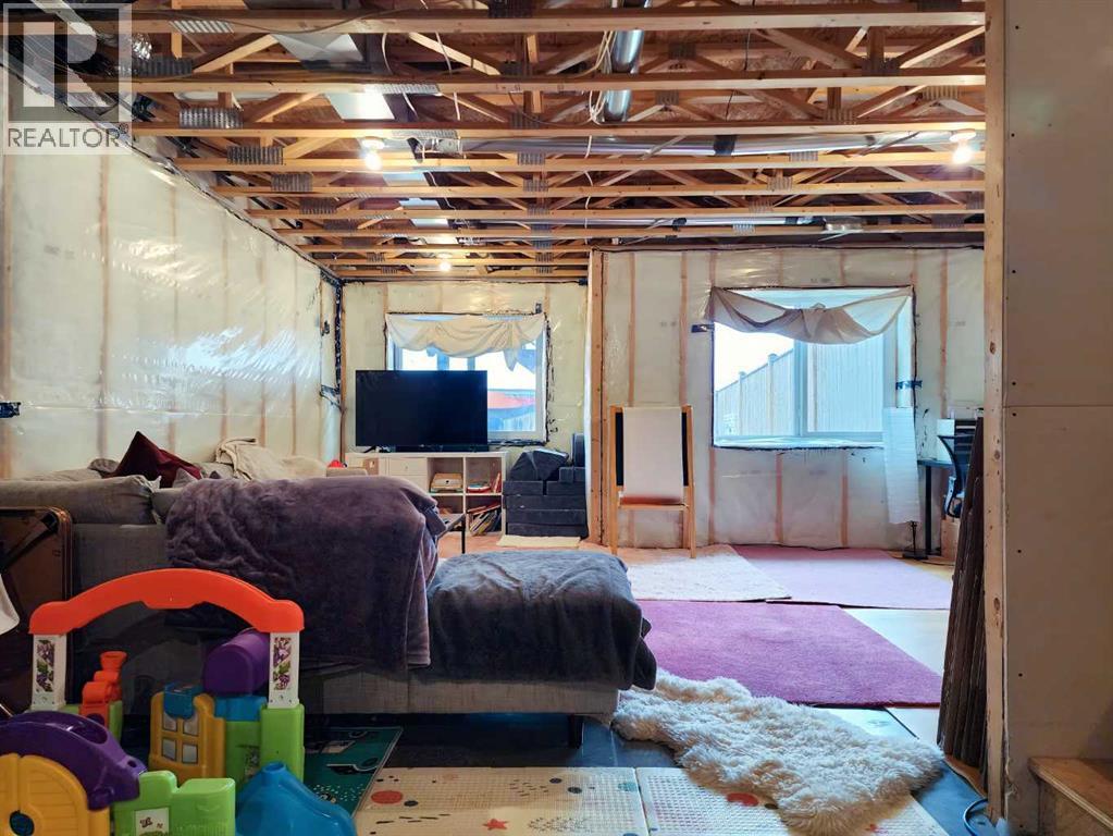 237 Crocus Terrace W, Lethbridge, Alberta  T1J 5L7 - Photo 28 - A2293293