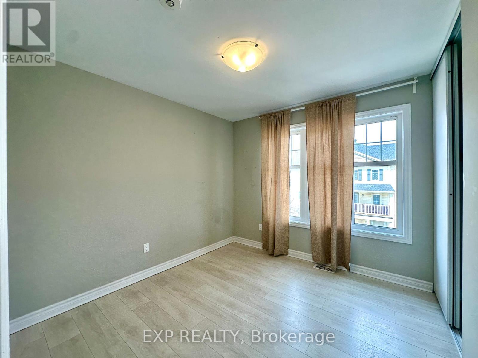 2489 Waterlilly Way, Ottawa, Ontario  K2J 0K2 - Photo 12 - X12987258