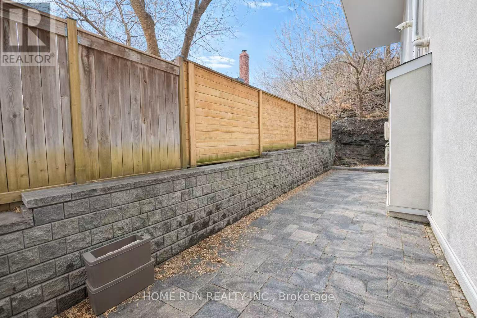 103 - 22 Perkins Street, Ottawa, Ontario  K1R 7G5 - Photo 12 - X12987274