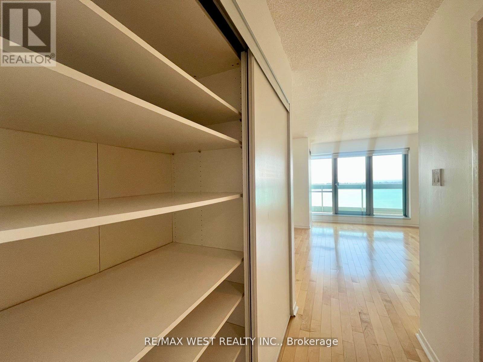 2511 - 10 Yonge Street, Toronto, Ontario  M5E 1R4 - Photo 18 - C12987278