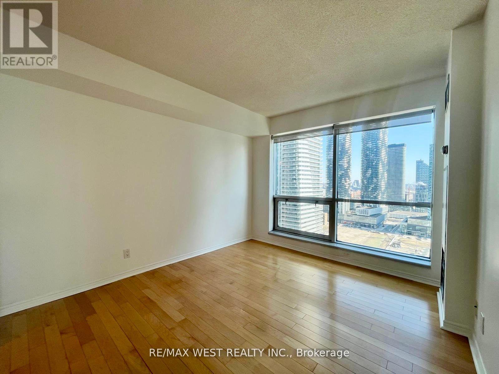 2511 - 10 Yonge Street, Toronto, Ontario  M5E 1R4 - Photo 24 - C12987278