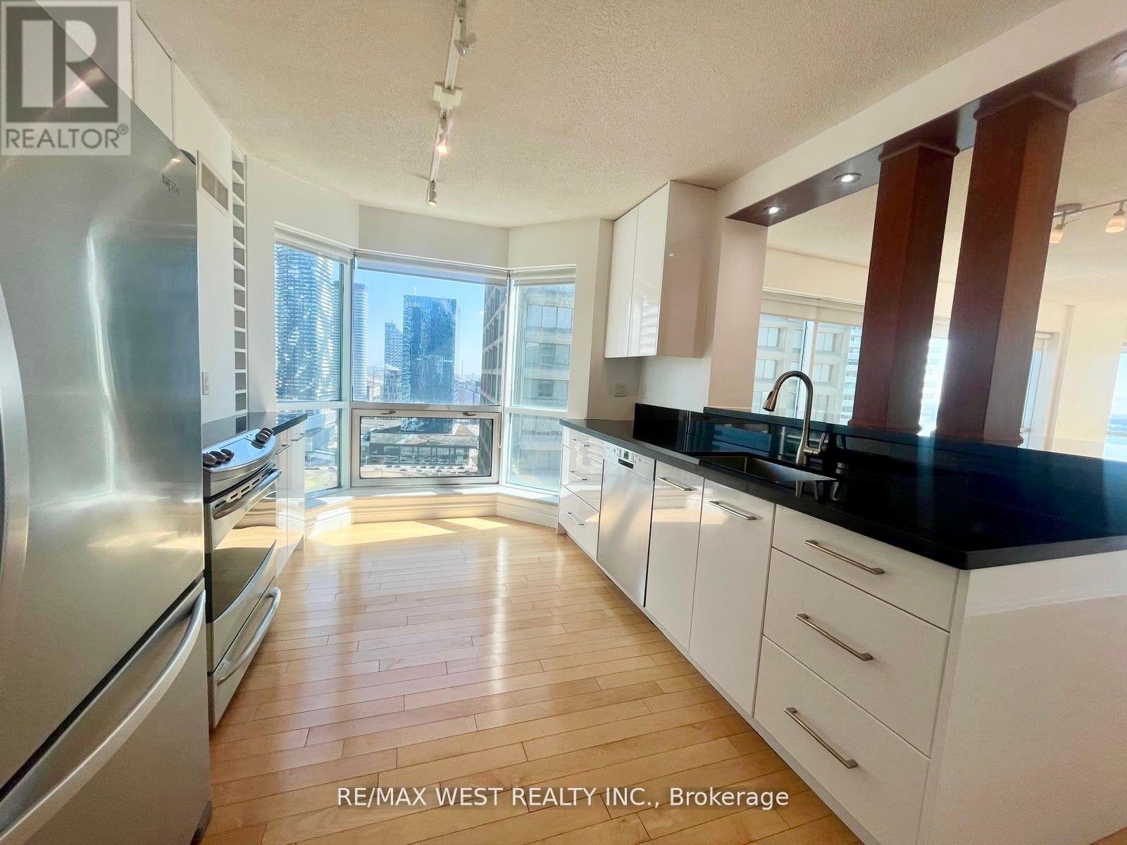 2511 - 10 Yonge Street, Toronto, Ontario  M5E 1R4 - Photo 9 - C12987278