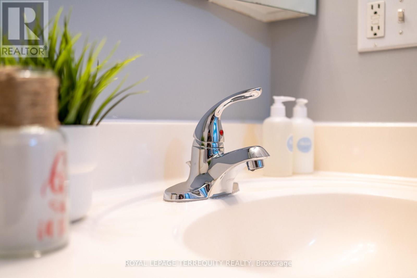 605 - 28 Olive Avenue, Toronto, Ontario  M2N 7E6 - Photo 11 - C12987286