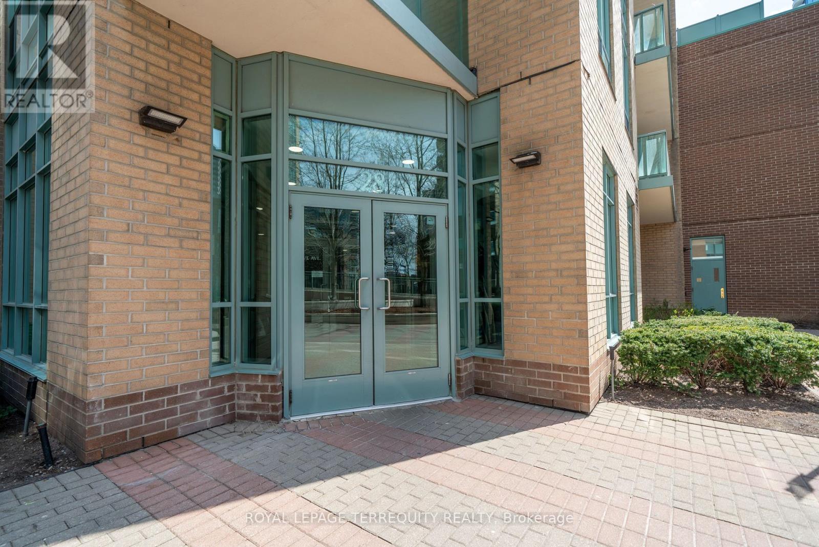 605 - 28 Olive Avenue, Toronto, Ontario  M2N 7E6 - Photo 2 - C12987286