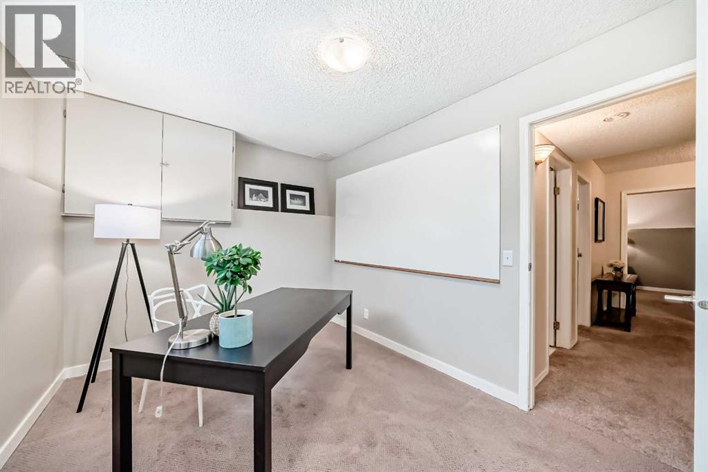 173 Shannon Hill SW, Calgary, Alberta  T2Y 2Y8 - Photo 37 - A2299488