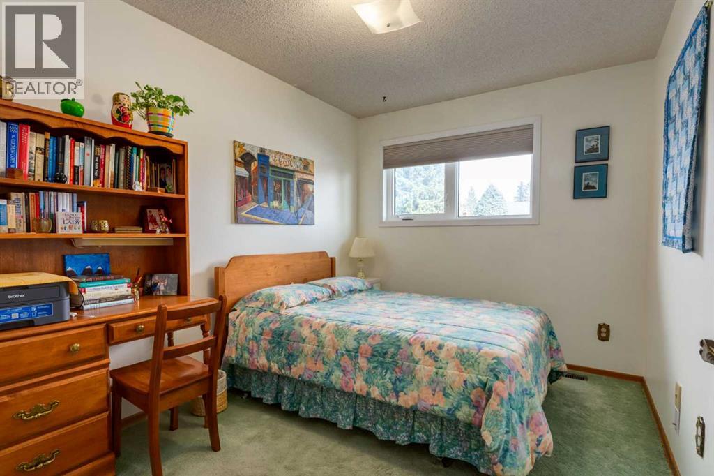 68 Silver Ridge Court NW, Calgary, Alberta  T3B 4V5 - Photo 24 - A2299788