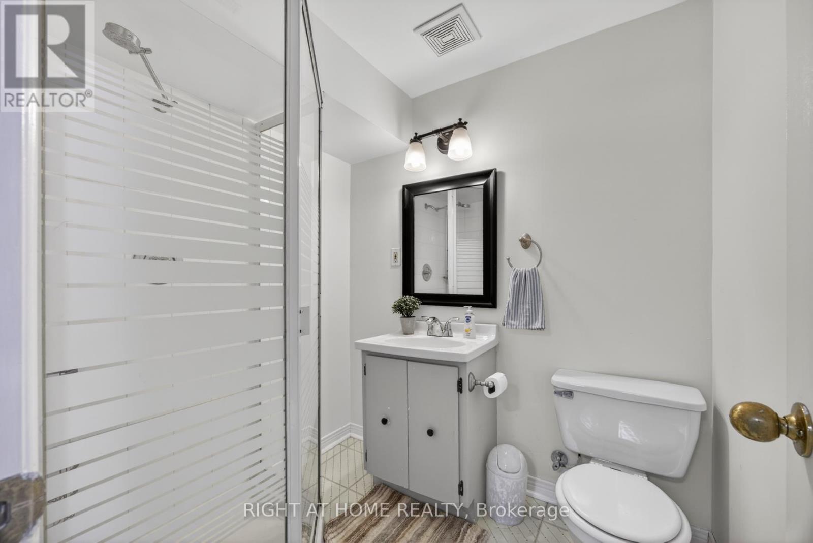 47 Woodward Crescent, Ajax, Ontario  L1S 5T5 - Photo 32 - E12987272