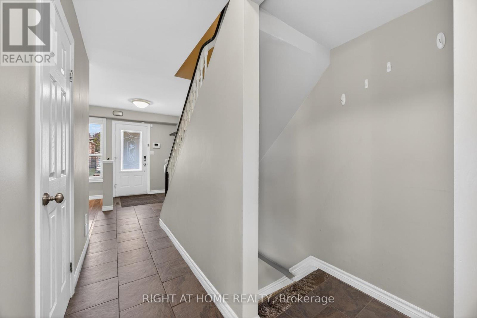 47 Woodward Crescent, Ajax, Ontario  L1S 5T5 - Photo 5 - E12987272