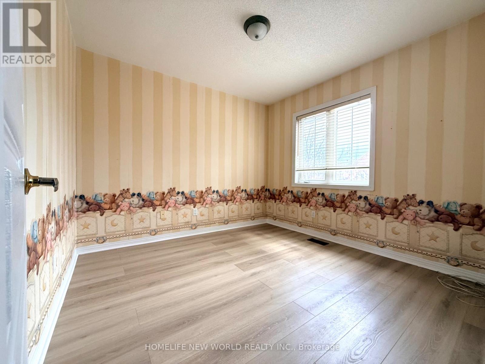 20 Sanderson Road, Markham, Ontario  L6C 2H8 - Photo 24 - N12987266