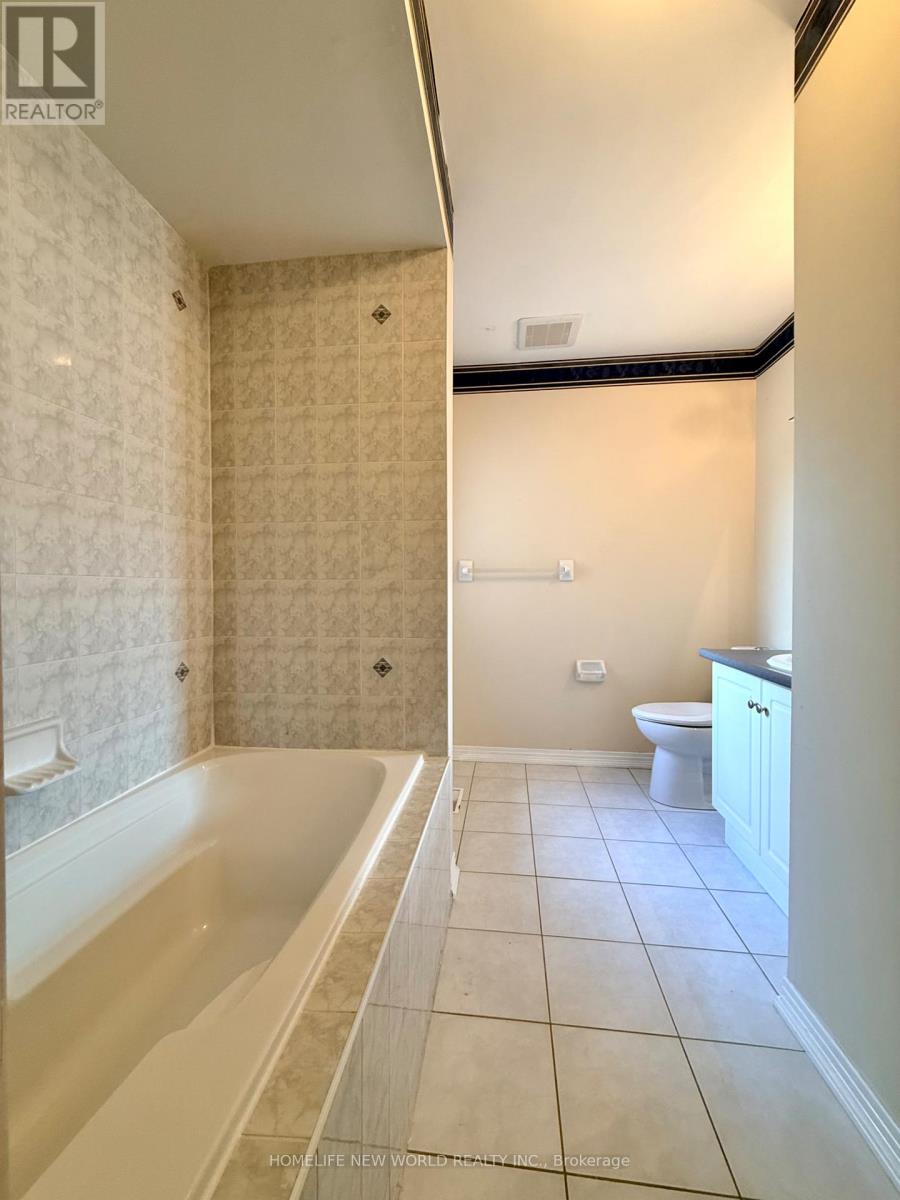 20 Sanderson Road, Markham, Ontario  L6C 2H8 - Photo 25 - N12987266