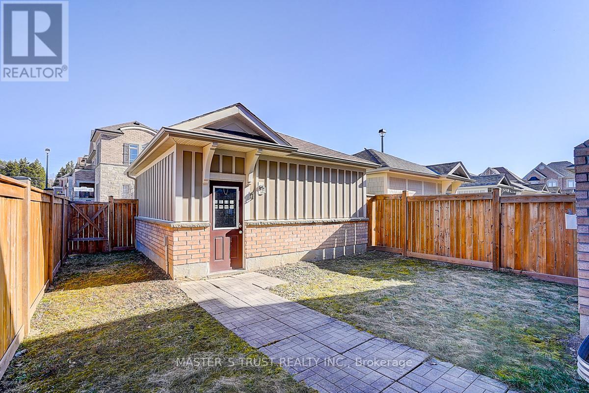 242 Paradelle Drive, Richmond Hill, Ontario  L4E 1B8 - Photo 36 - N12987300