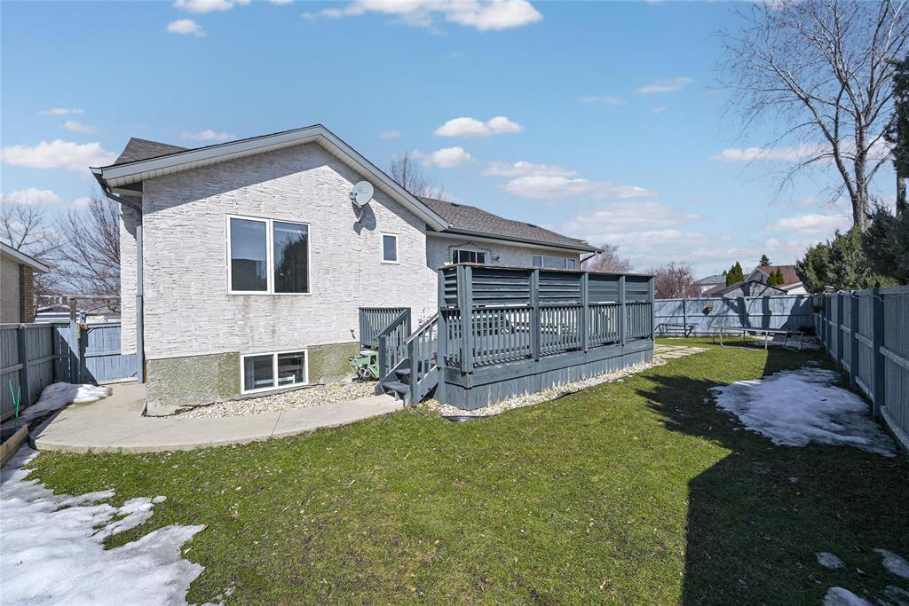 18 Brainerd Cove, Winnipeg, Manitoba  R3T 5W3 - Photo 6 - 202606962