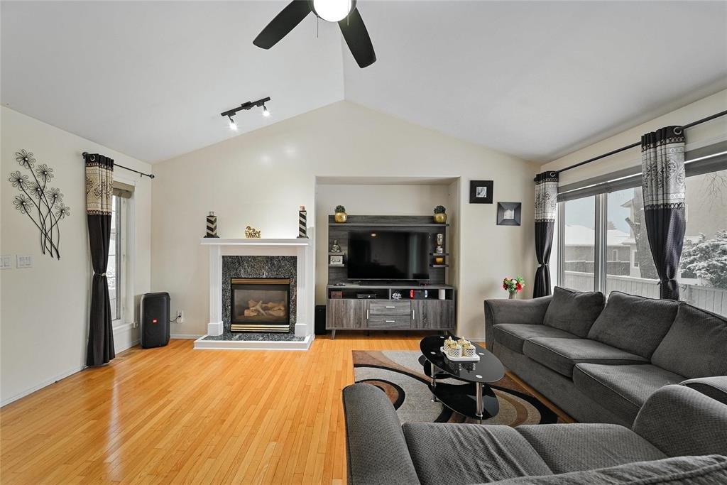 18 Brainerd Cove, Winnipeg, Manitoba  R3T 5W3 - Photo 11 - 202606962