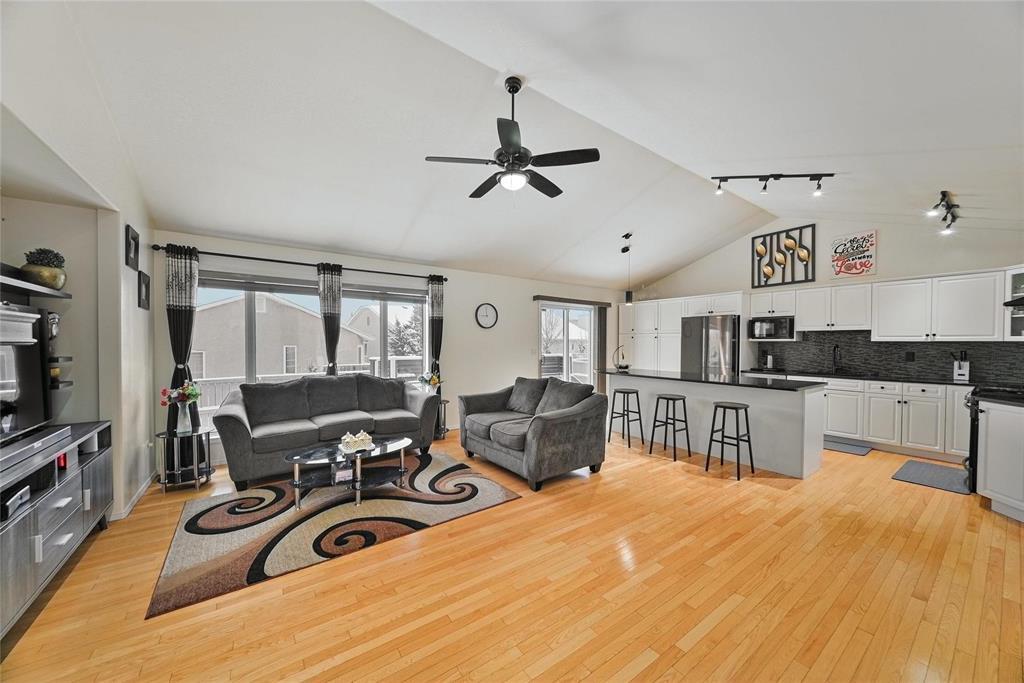 18 Brainerd Cove, Winnipeg, Manitoba  R3T 5W3 - Photo 16 - 202606962