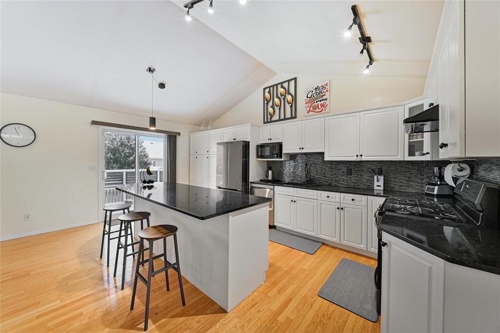 18 Brainerd Cove, Winnipeg, Manitoba  R3T 5W3 - Photo 14 - 202606962