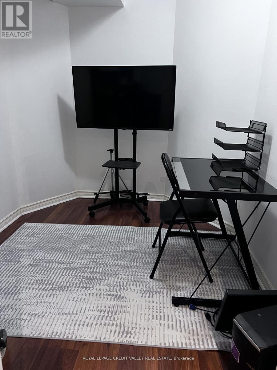 4 Kanata Road, Brampton, Ontario  L7A 3R2 - Photo 21 - W12987262