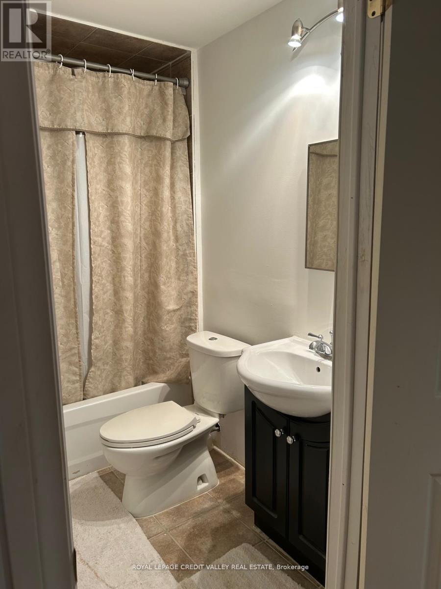 4 Kanata Road, Brampton, Ontario  L7A 3R2 - Photo 25 - W12987262