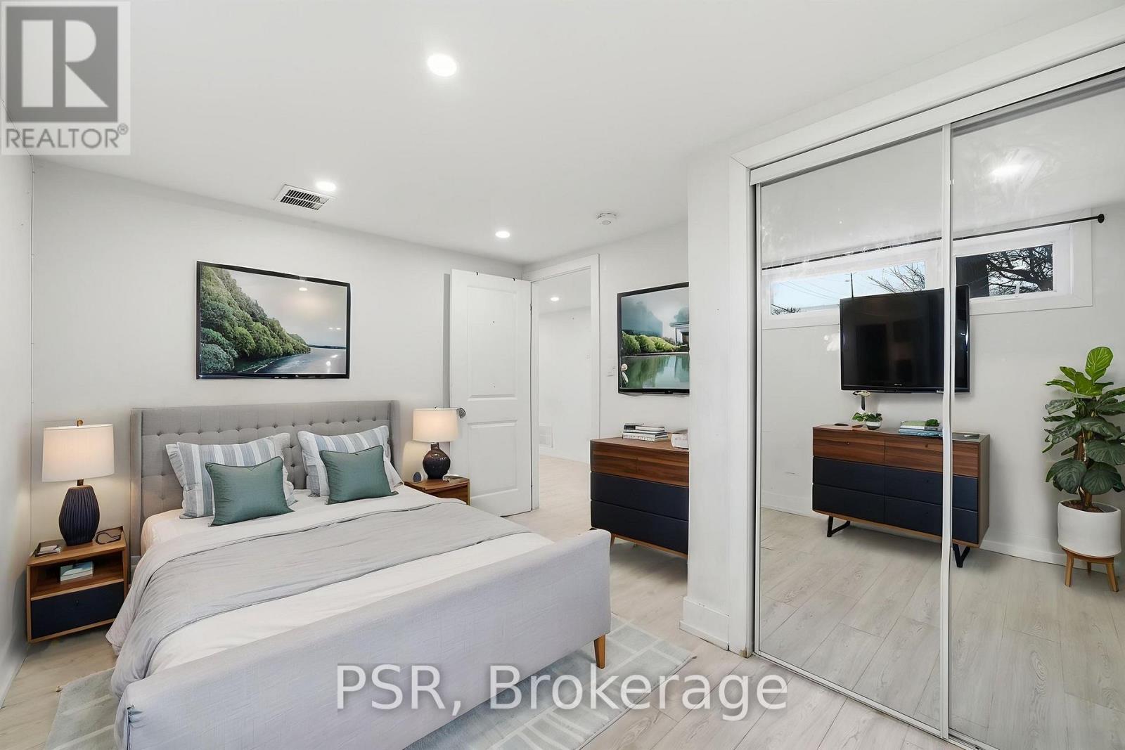 1 - 27 Kigsview (Lower) Boulevard, Toronto, Ontario  M9R 1T5 - Photo 16 - W12987290