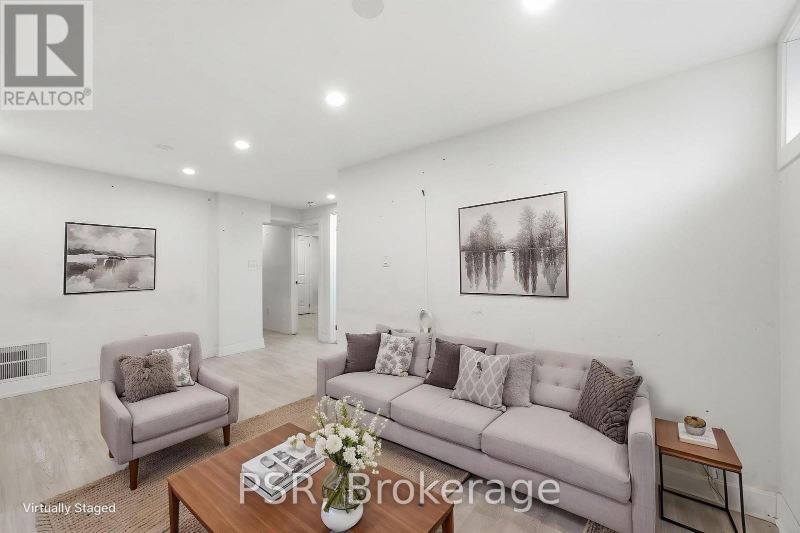 1 - 27 Kigsview (Lower) Boulevard, Toronto, Ontario  M9R 1T5 - Photo 7 - W12987290