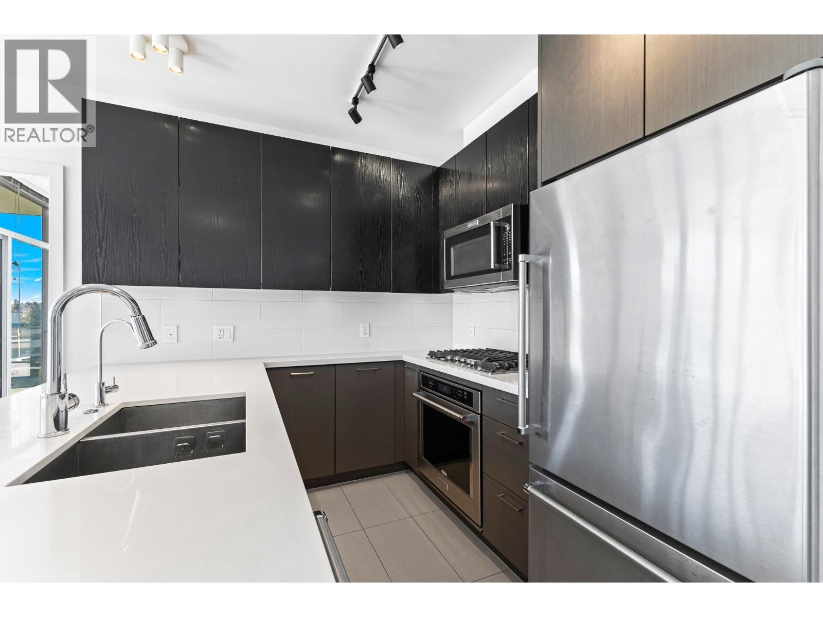 1009 271 Francis Way, New Westminster, British Columbia  V3L 0H2 - Photo 10 - R3076717